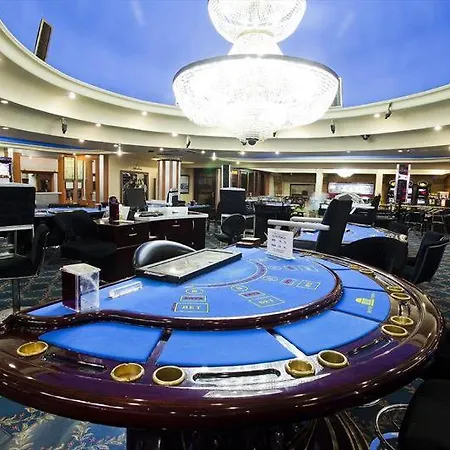 Dome & Casino At Central Kyrenia 4* 凯里尼亚