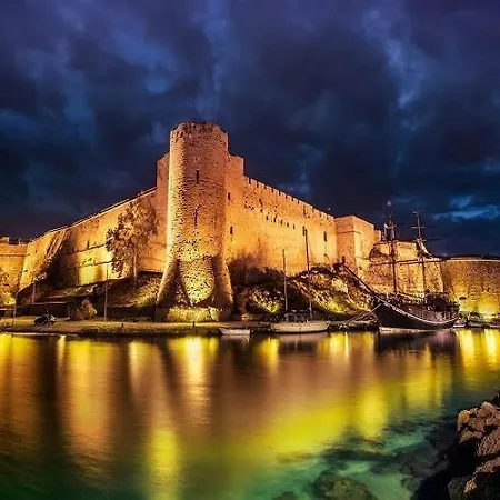 Dome & Casino At Central Kyrenia Hotel