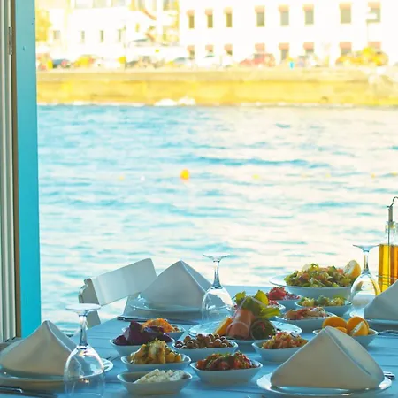 Dome & Casino At Central Kyrenia 4*