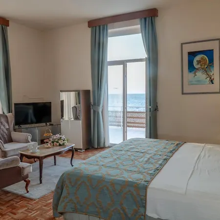 Hotel Dome & Casino At Central Kyrenia Kyrenia (Northern Cyprus)